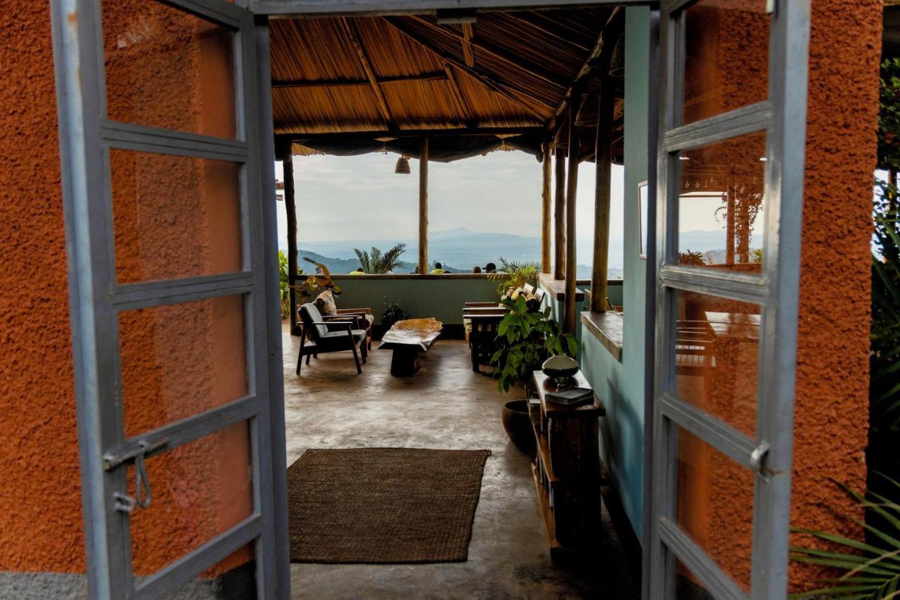 Isunga Lodge Kibale National Park Esterno foto