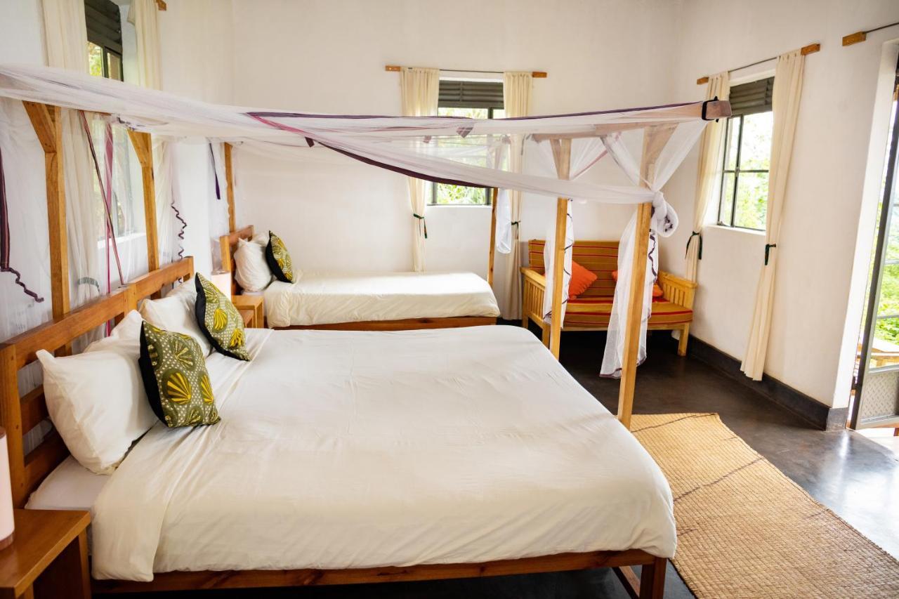 Isunga Lodge Kibale National Park Esterno foto