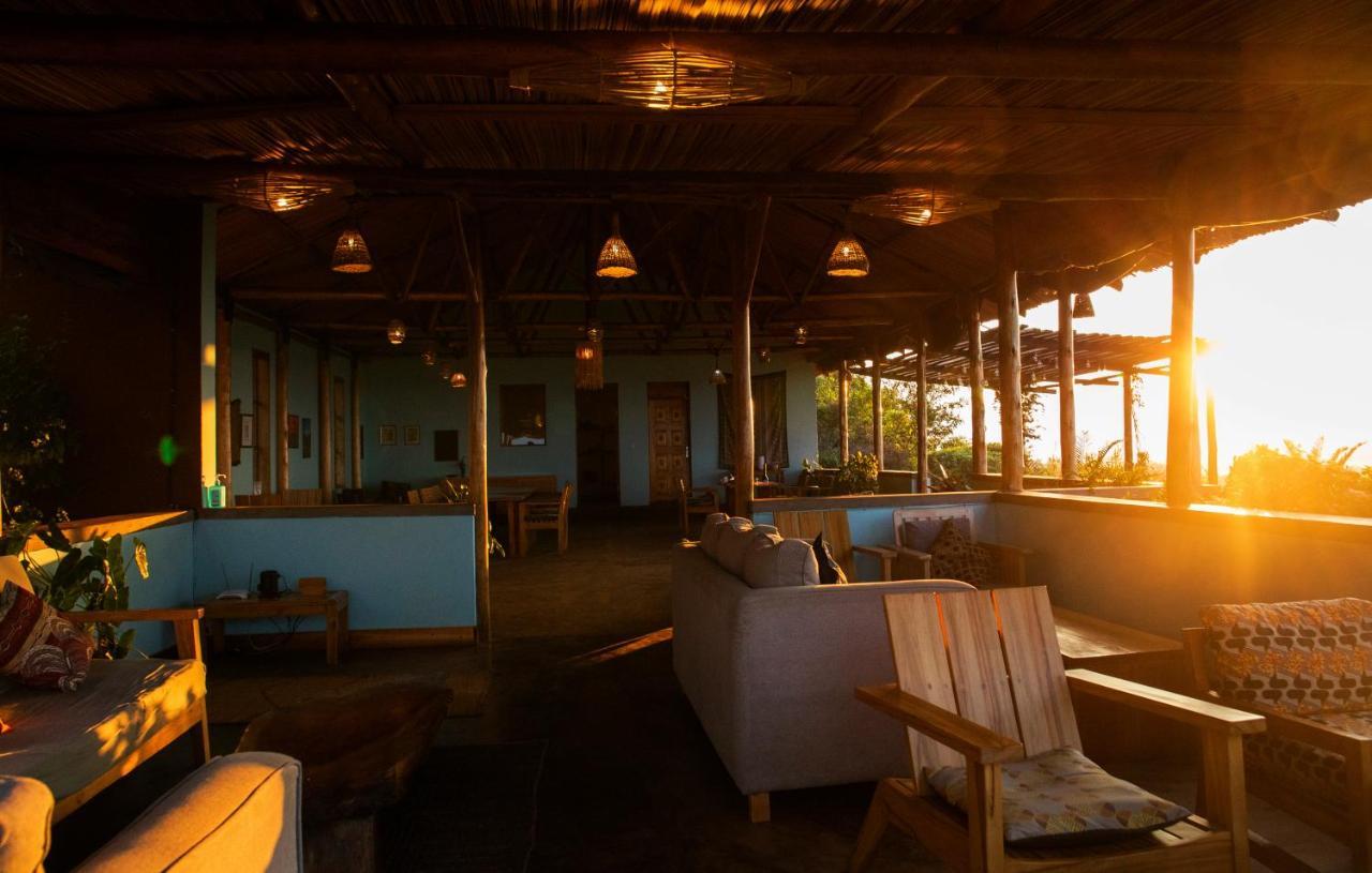 Isunga Lodge Kibale National Park Esterno foto
