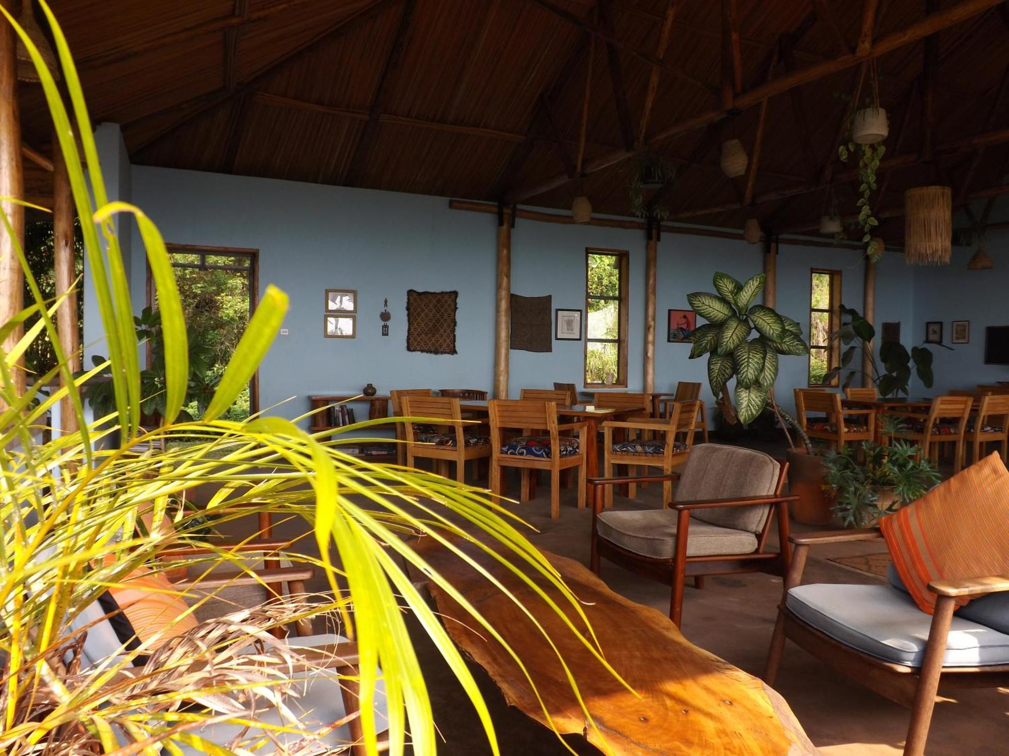 Isunga Lodge Kibale National Park Esterno foto