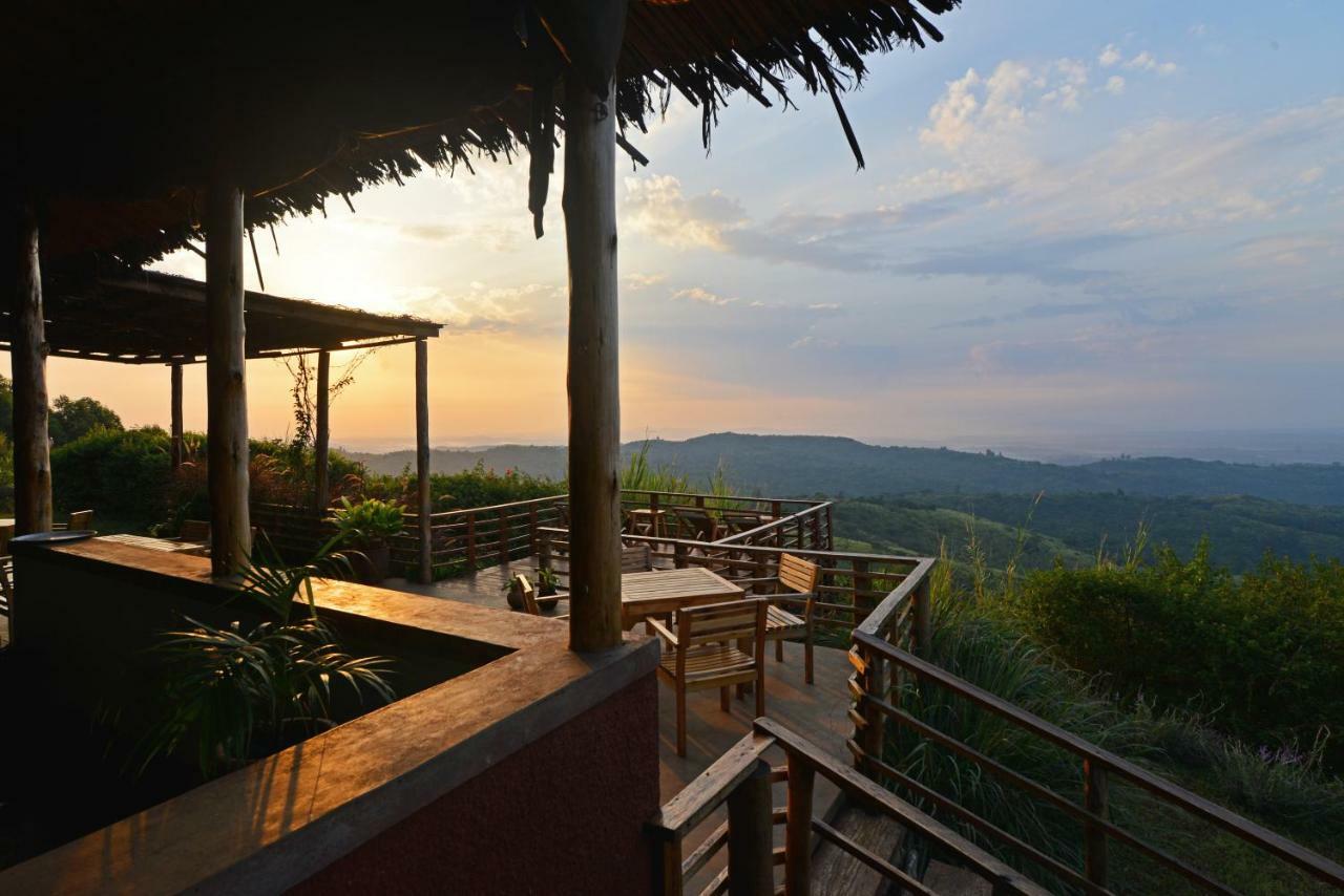 Isunga Lodge Kibale National Park Esterno foto