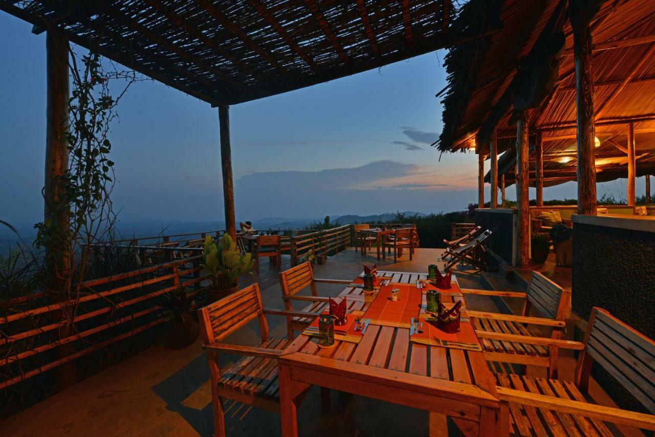 Isunga Lodge Kibale National Park Esterno foto