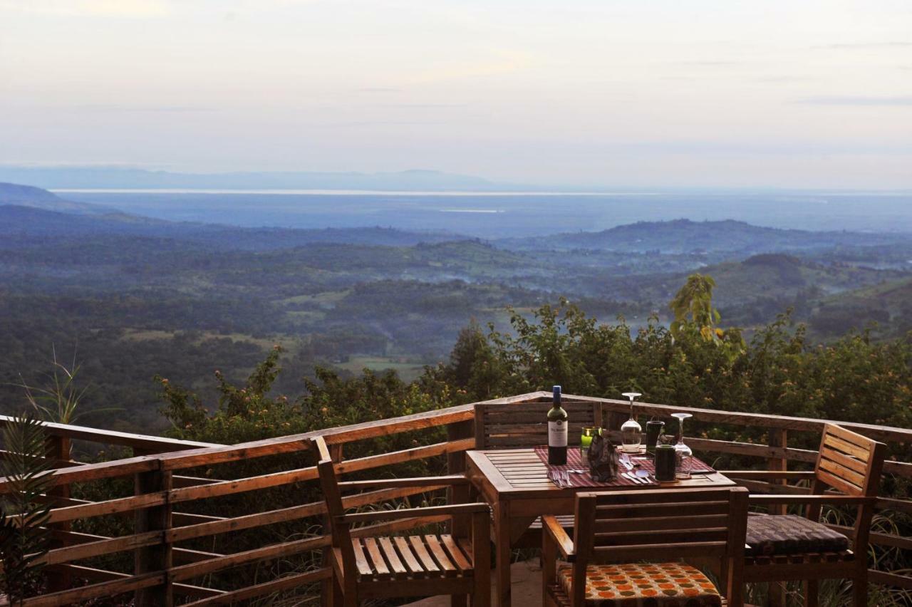 Isunga Lodge Kibale National Park Esterno foto